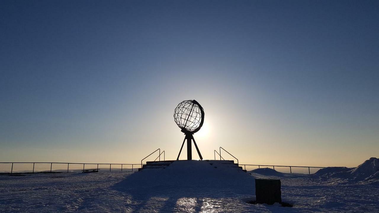 Hytte Camp Nordkapp - Basecamp Skarsvåg Extérieur photo